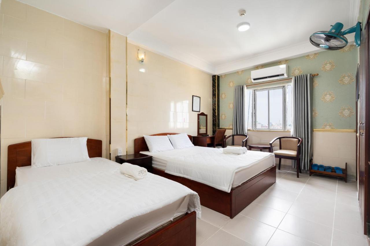Super Oyo 1160 Hai Phong Hotel Thành Pho Ho Chí Minh Esterno foto