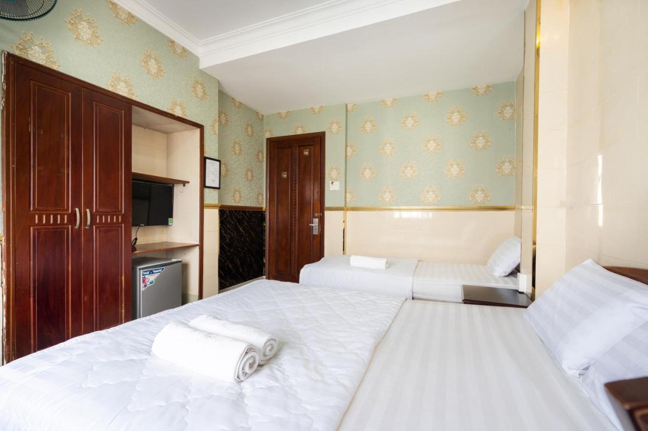 Super Oyo 1160 Hai Phong Hotel Thành Pho Ho Chí Minh Esterno foto