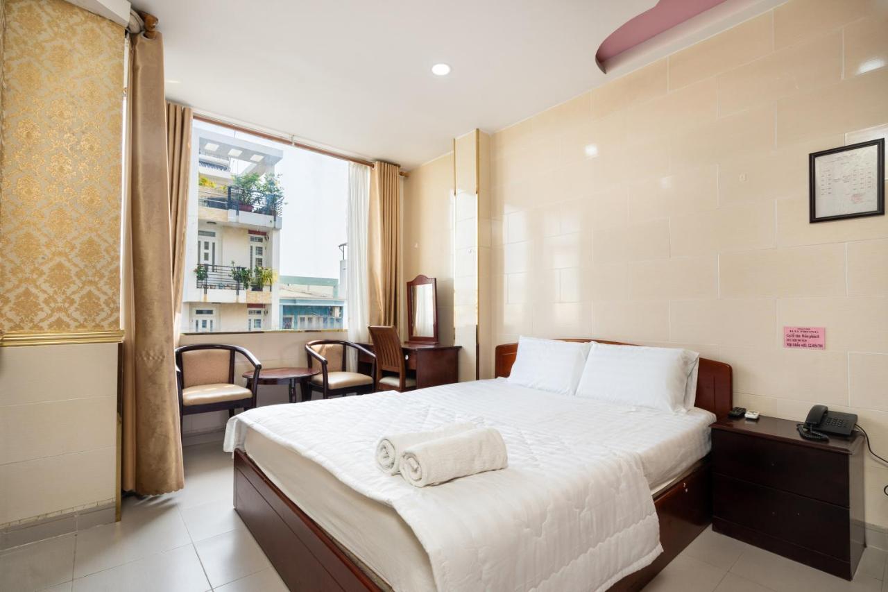 Super Oyo 1160 Hai Phong Hotel Thành Pho Ho Chí Minh Esterno foto