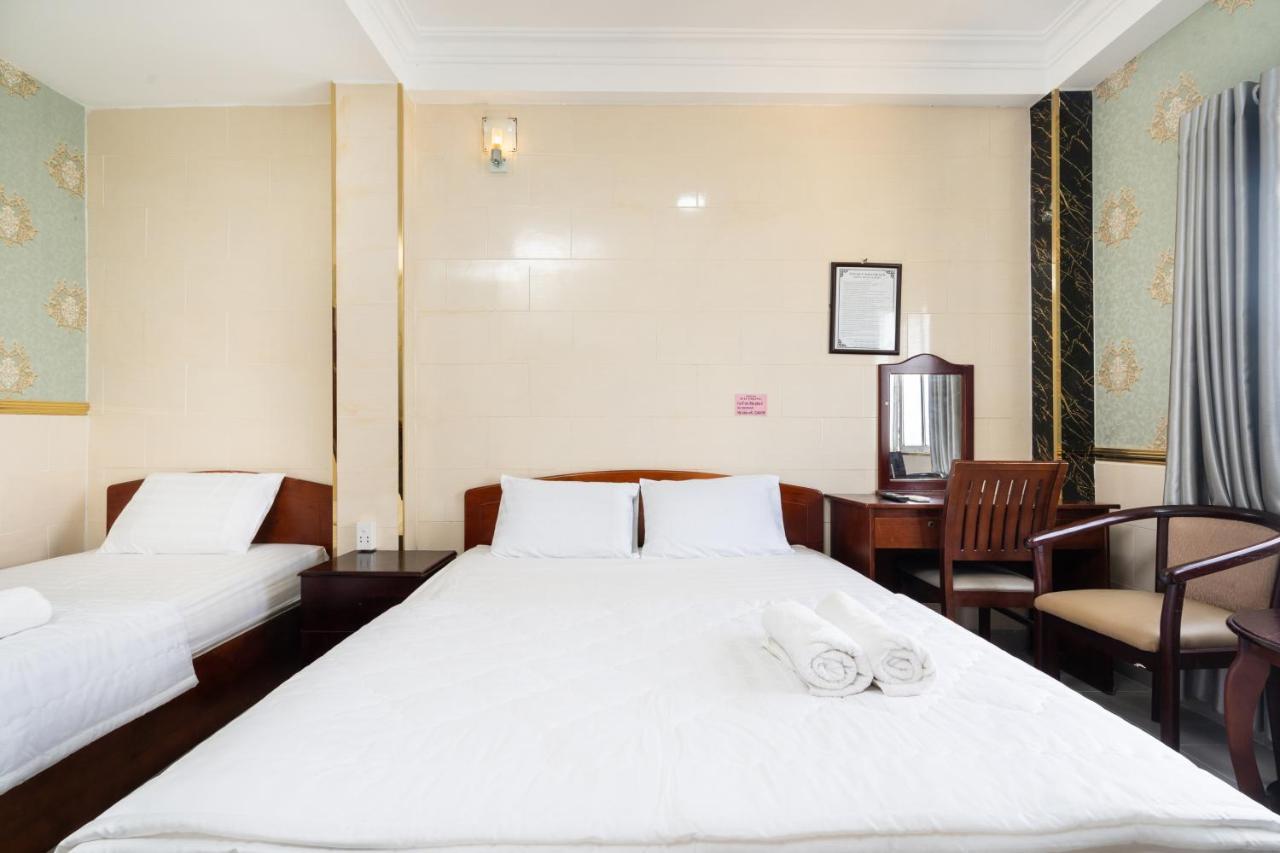 Super Oyo 1160 Hai Phong Hotel Thành Pho Ho Chí Minh Esterno foto