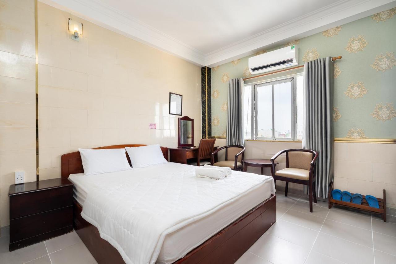 Super Oyo 1160 Hai Phong Hotel Thành Pho Ho Chí Minh Esterno foto