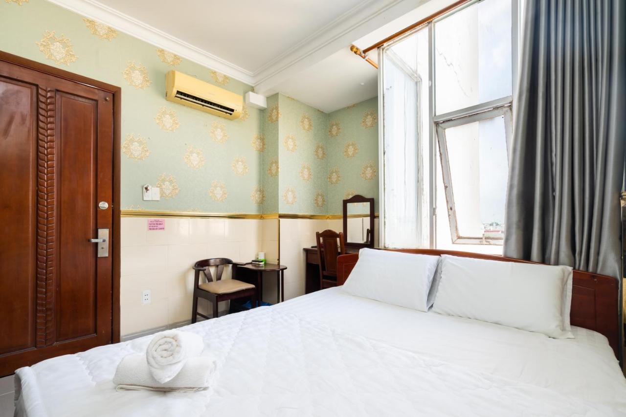 Super Oyo 1160 Hai Phong Hotel Thành Pho Ho Chí Minh Esterno foto