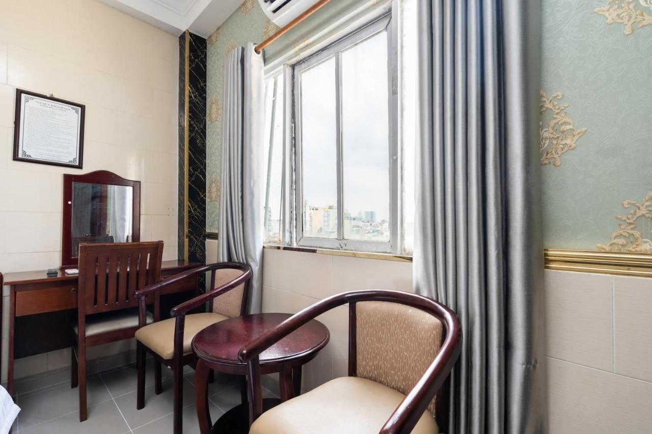 Super Oyo 1160 Hai Phong Hotel Thành Pho Ho Chí Minh Esterno foto